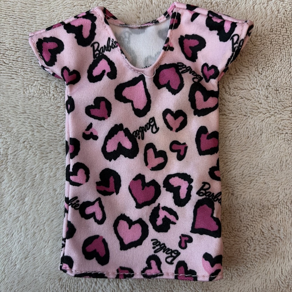 Mattel Barbie Valentines Day Chic Heart Print Top‎ Dress B9